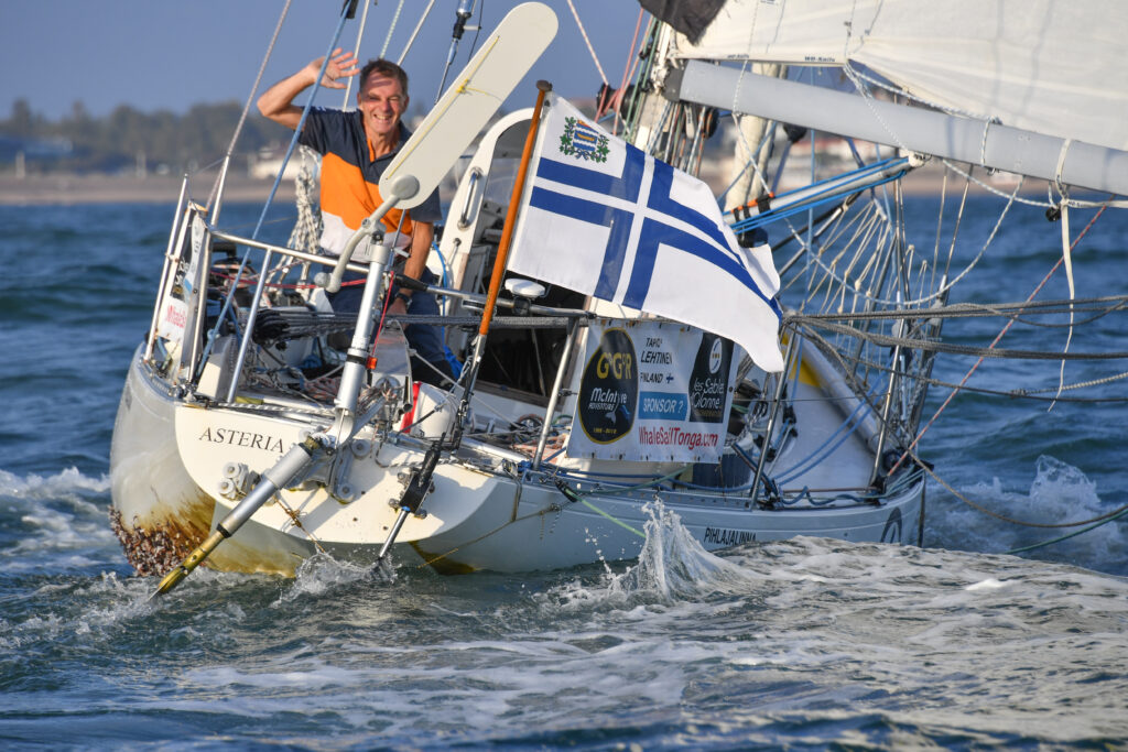 Tapio Lehtinen veneessään